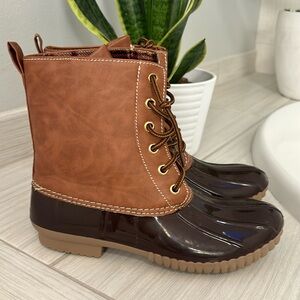 Copycat Sperry Duck boots Size 7.5